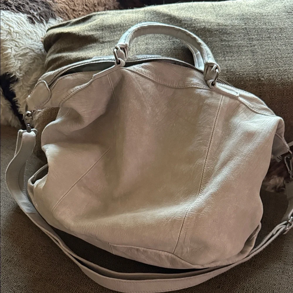 Free People Jackson distressed Leather Handbag - Picture 3 of 4